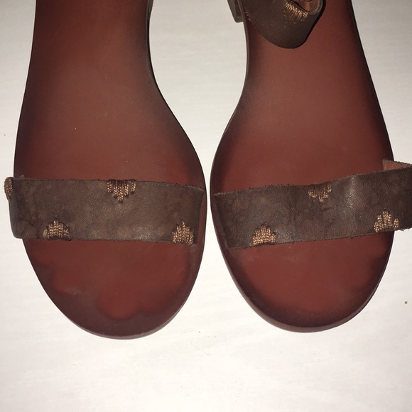 Lucky Brand good condition Size 8. Good condition. - Picture 8 of 14